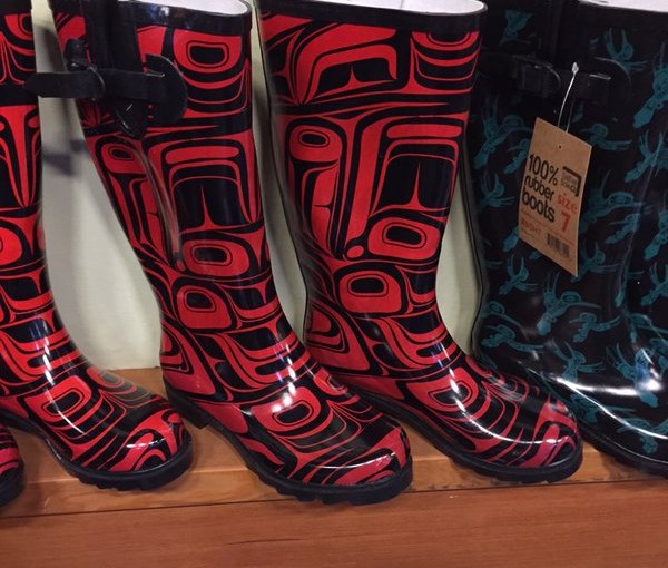 Tweet: These rain boots are awesome! https://t.co/nuVo1rF…