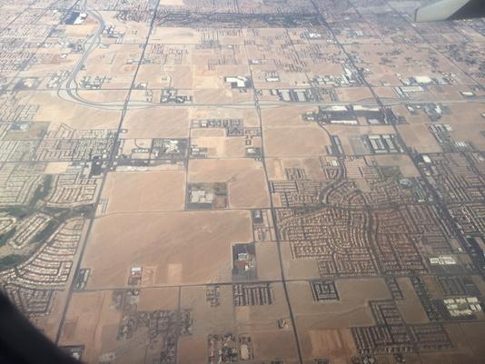 Tweet: Las Vegas looks like a game of SimCity from above….